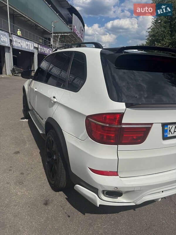 Внедорожник / Кроссовер BMW X5 2012 в Киеве
