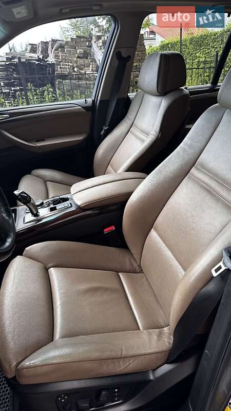 Внедорожник / Кроссовер BMW X5 2009 в Львове