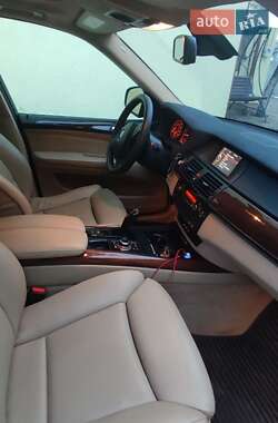 Внедорожник / Кроссовер BMW X5 2011 в Ковеле