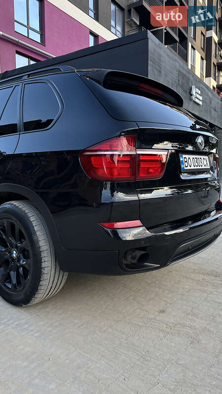 Позашляховик / Кросовер BMW X5 2011 в Івано-Франківську