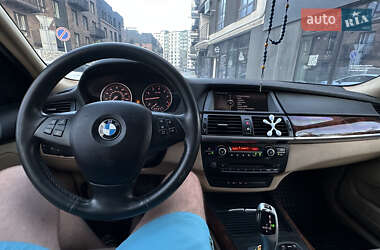 Позашляховик / Кросовер BMW X5 2011 в Івано-Франківську