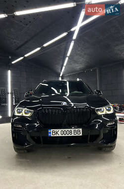 Позашляховик / Кросовер BMW X5 2019 в Рівному