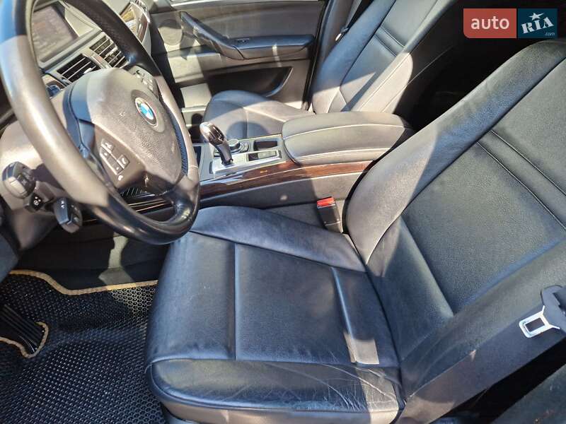 Позашляховик / Кросовер BMW X5 2010 в Києві