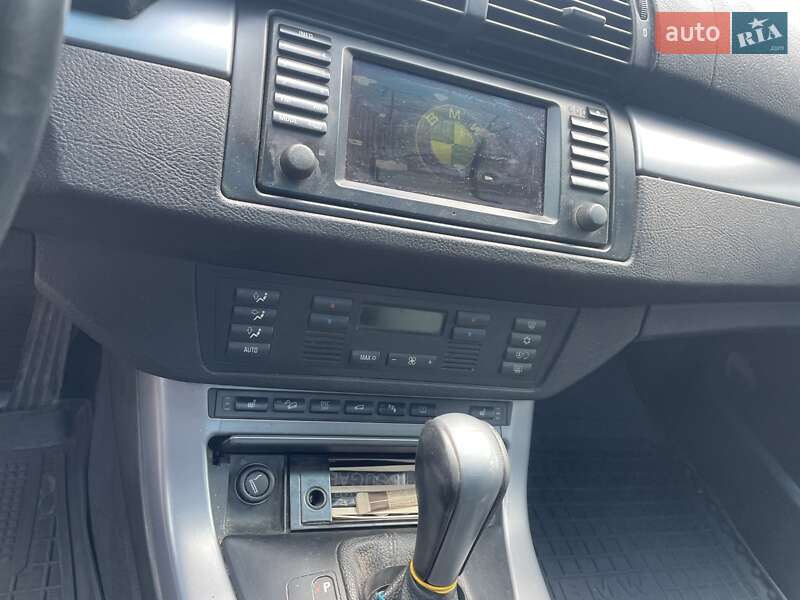 Внедорожник / Кроссовер BMW X5 2004 в Одессе