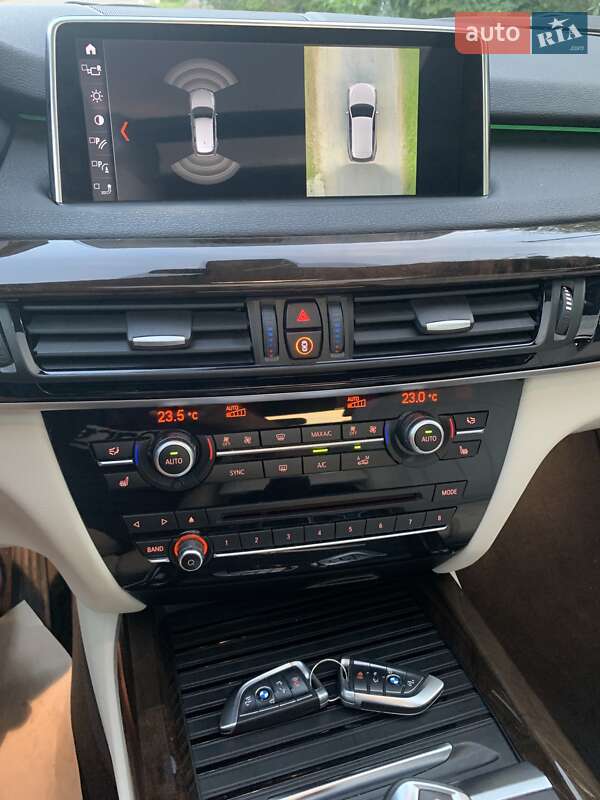 Внедорожник / Кроссовер BMW X5 2017 в Литине