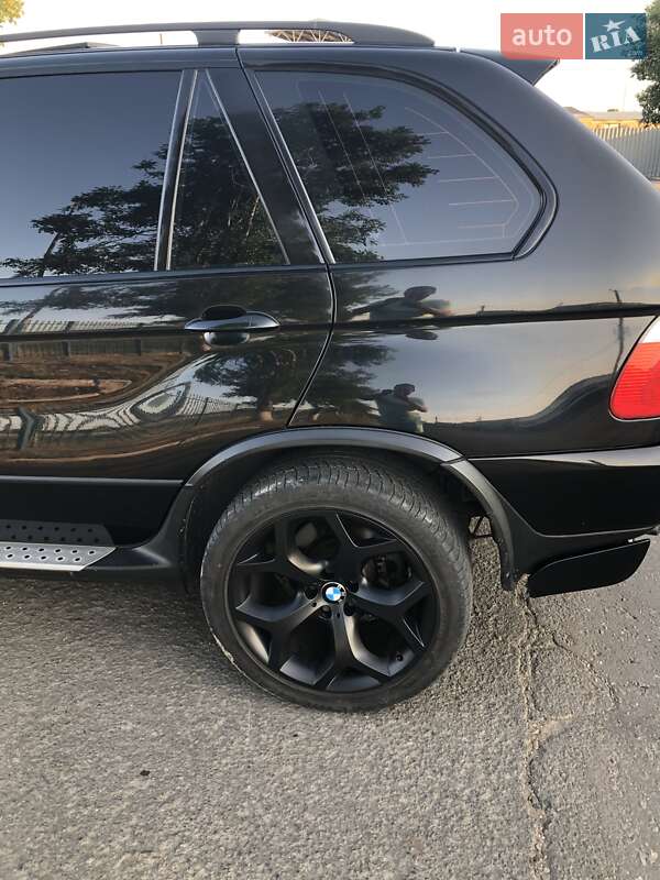 Внедорожник / Кроссовер BMW X5 2005 в Одессе
