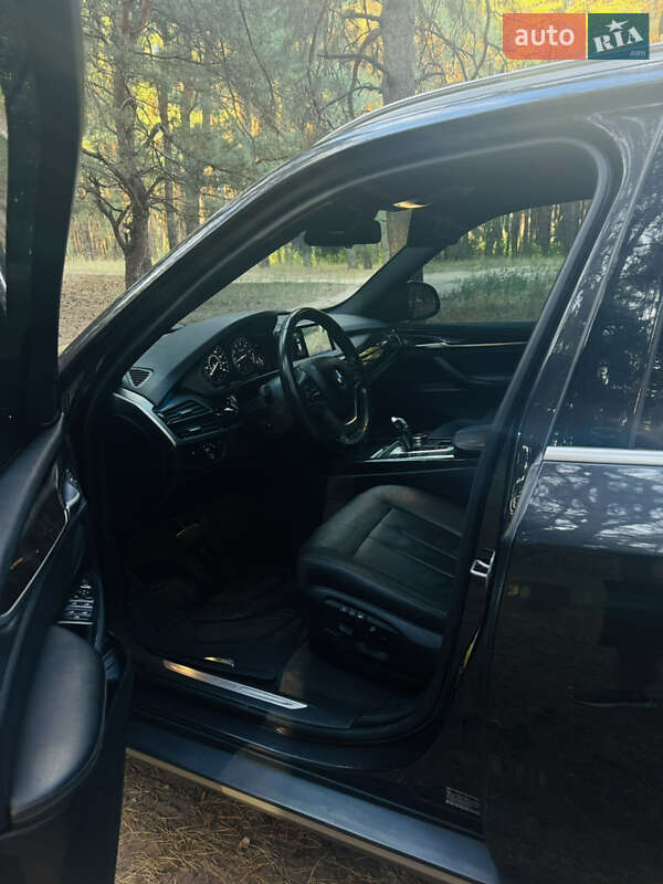 Внедорожник / Кроссовер BMW X5 2017 в Каменском