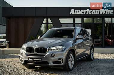 Позашляховик / Кросовер BMW X5 2015 в Чернівцях