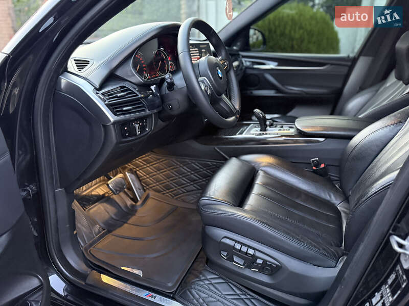 Позашляховик / Кросовер BMW X5 2016 в Чернівцях