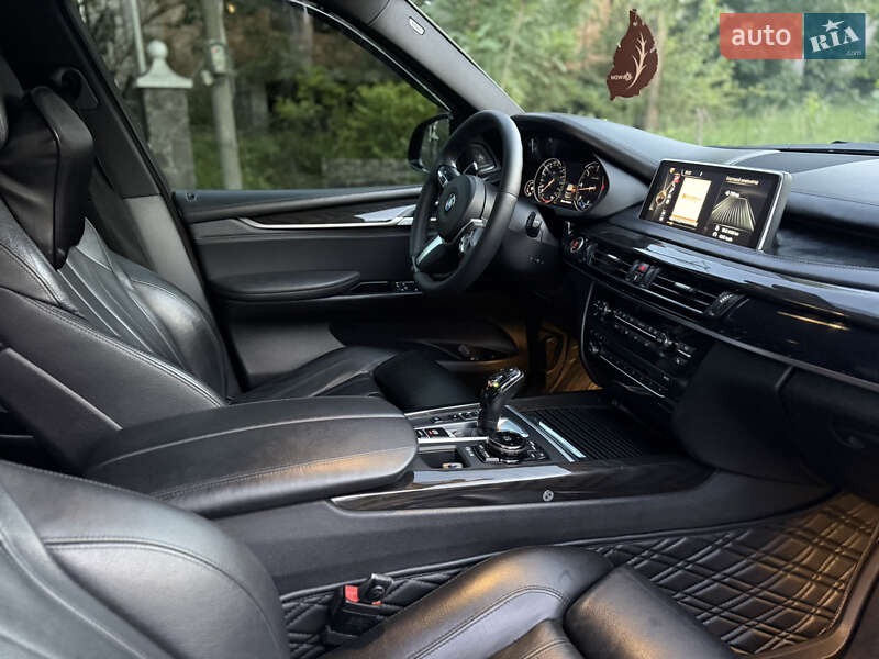 Позашляховик / Кросовер BMW X5 2016 в Чернівцях