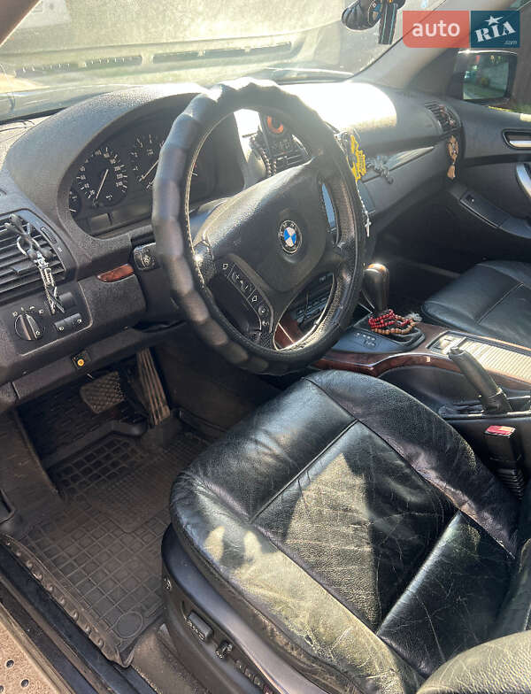 Внедорожник / Кроссовер BMW X5 2003 в Киеве