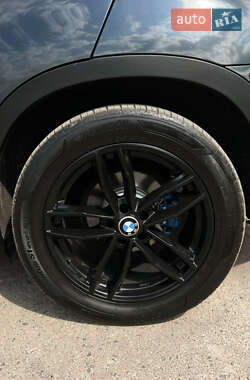 Позашляховик / Кросовер BMW X5 2008 в 