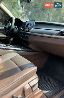 Позашляховик / Кросовер BMW X5 2008 в 