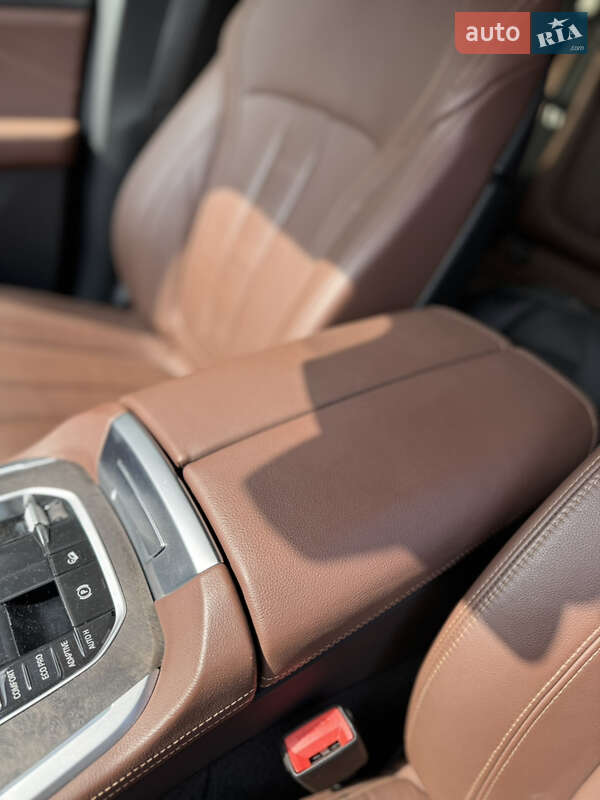 Позашляховик / Кросовер BMW X5 2021 в Києві фото 13 Позашляховик / Кросовер BMW X5 2021 в Києві