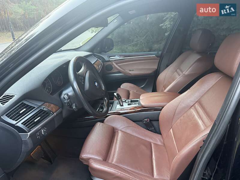 Внедорожник / Кроссовер BMW X5 2012 в Киеве