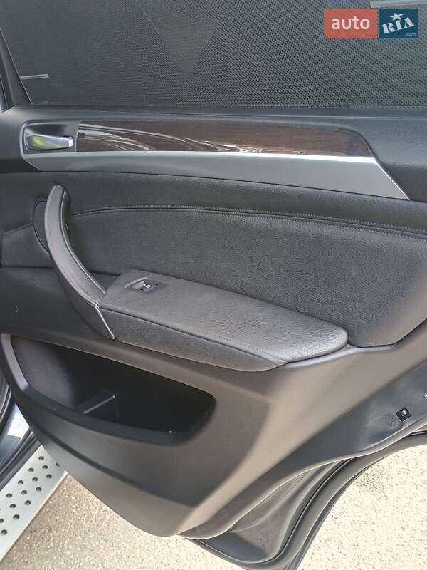 Внедорожник / Кроссовер BMW X5 2012 в Василькове