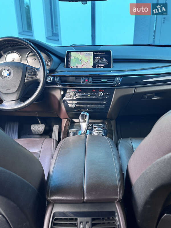 Внедорожник / Кроссовер BMW X5 2014 в Львове