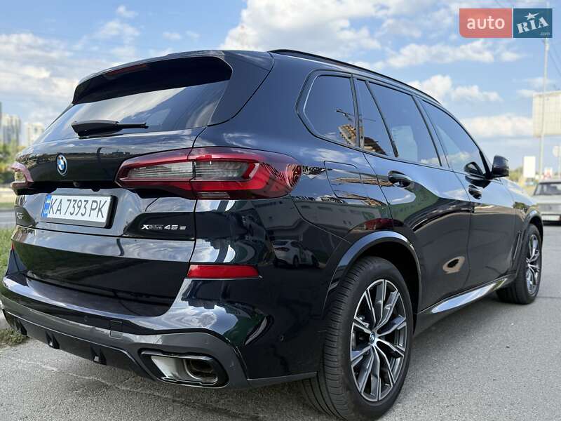 Внедорожник / Кроссовер BMW X5 2022 в Киеве