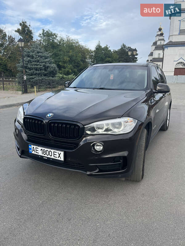 Внедорожник / Кроссовер BMW X5 2013 в Новомосковске