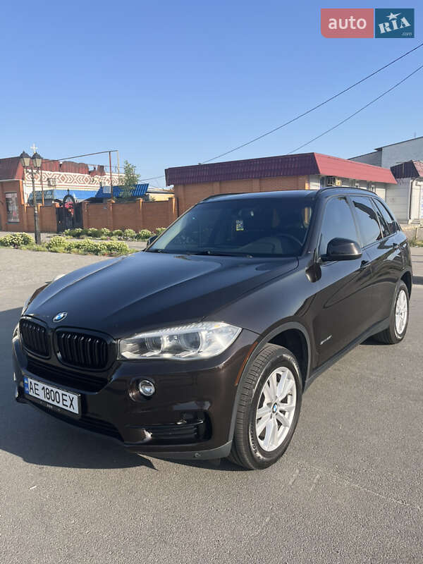 Внедорожник / Кроссовер BMW X5 2013 в Новомосковске