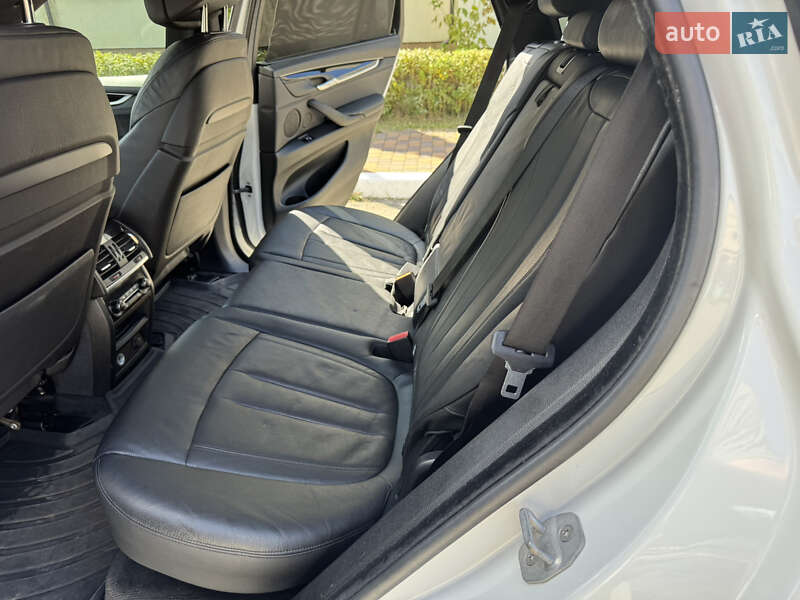 Позашляховик / Кросовер BMW X5 2015 в Києві