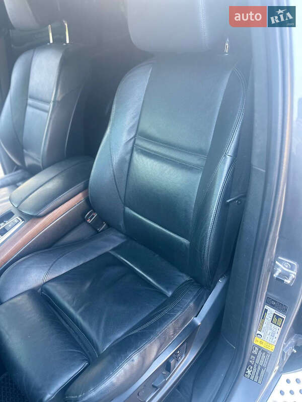 Внедорожник / Кроссовер BMW X5 2011 в Запорожье