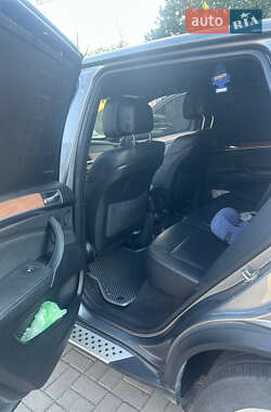 Внедорожник / Кроссовер BMW X5 2011 в Запорожье