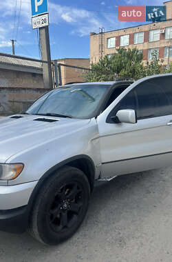 Внедорожник / Кроссовер BMW X5 2001 в Смеле