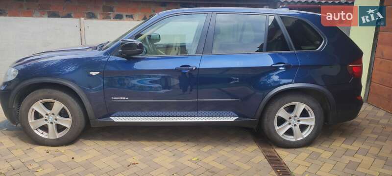 Позашляховик / Кросовер BMW X5 2011 в Ковелі