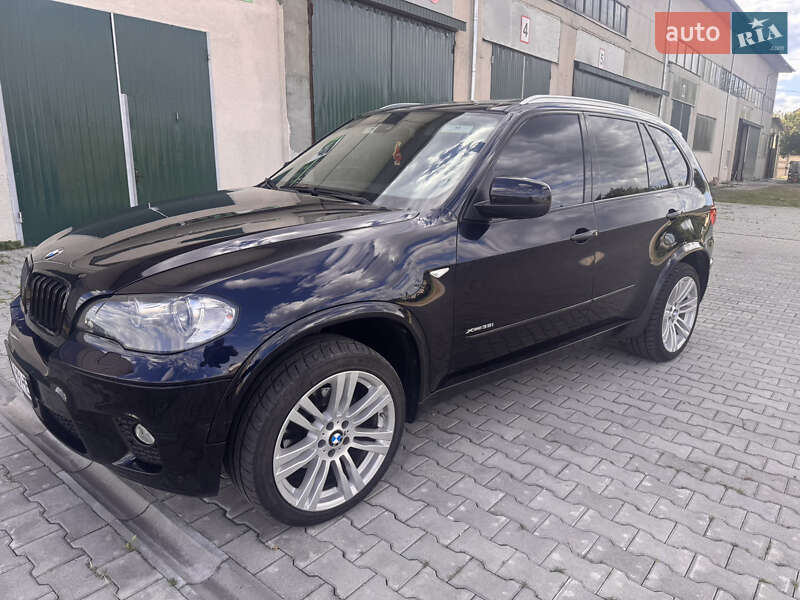 Внедорожник / Кроссовер BMW X5 2010 в Александрие