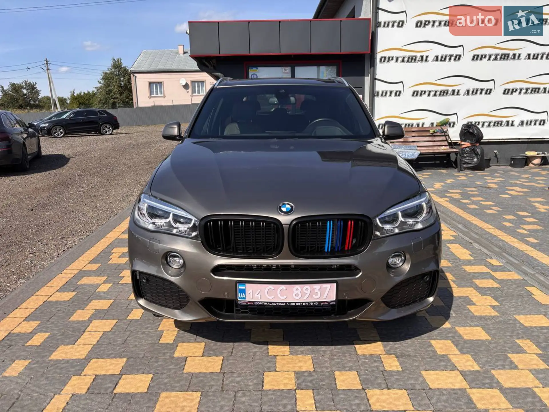 2017 BMW X5 - мініатюра 2