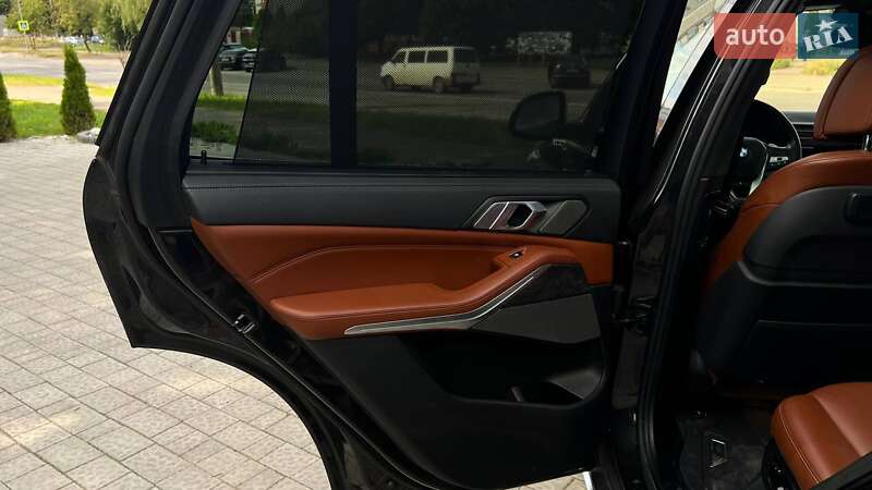 Внедорожник / Кроссовер BMW X5 2021 в Львове