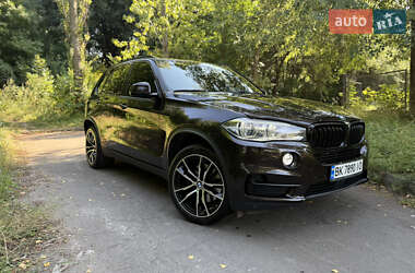 Позашляховик / Кросовер BMW X5 2015 в Рівному