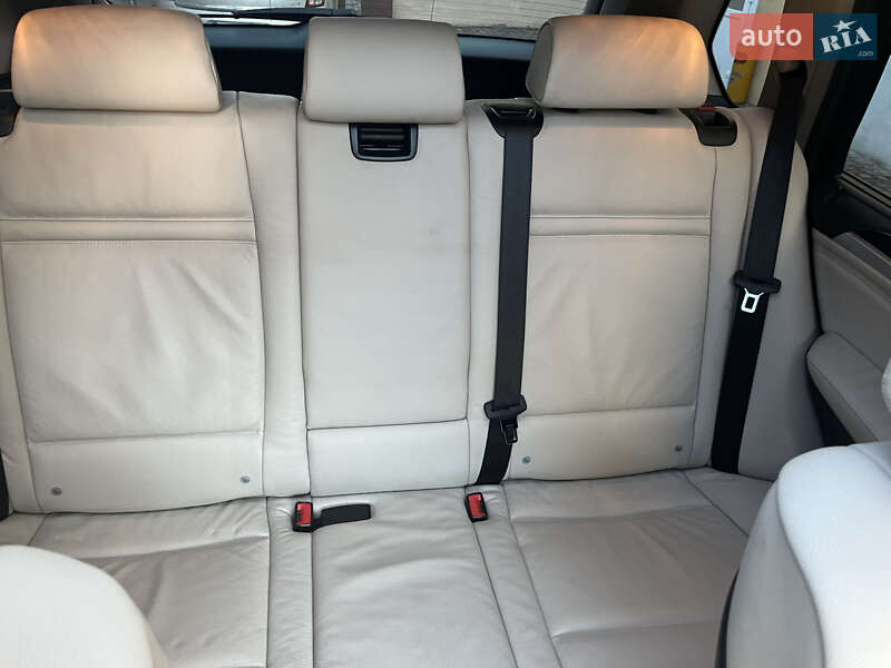 Внедорожник / Кроссовер BMW X5 2010 в Стрые