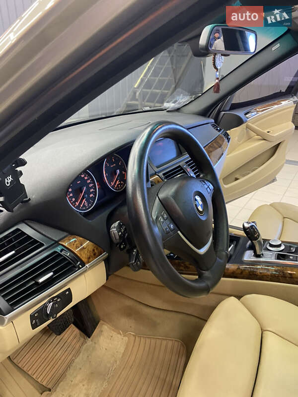Позашляховик / Кросовер BMW X5 2007 в Ужгороді
