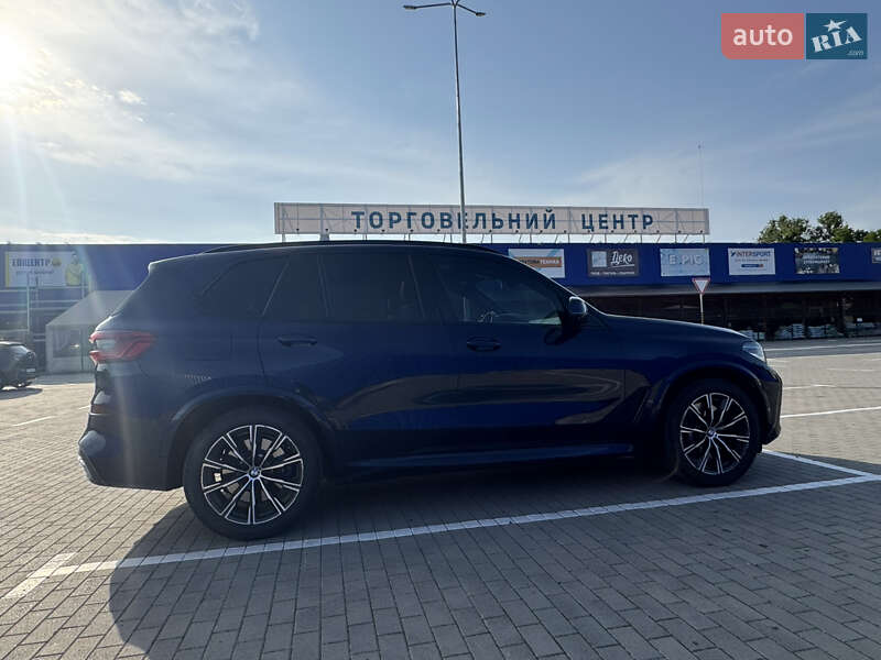 Позашляховик / Кросовер BMW X5 2019 в Івано-Франківську