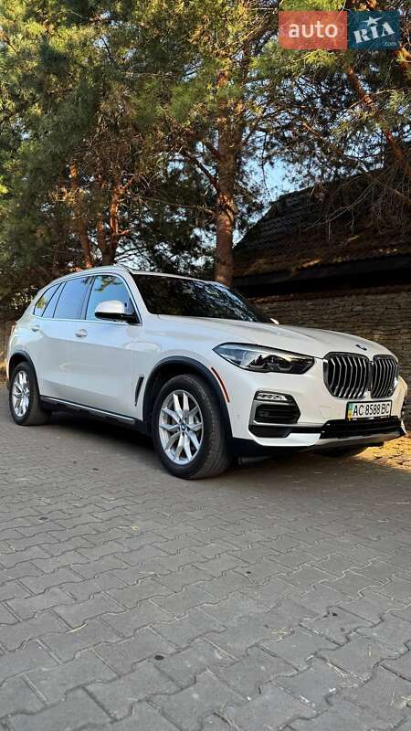Позашляховик / Кросовер BMW X5 2020 в Луцьку