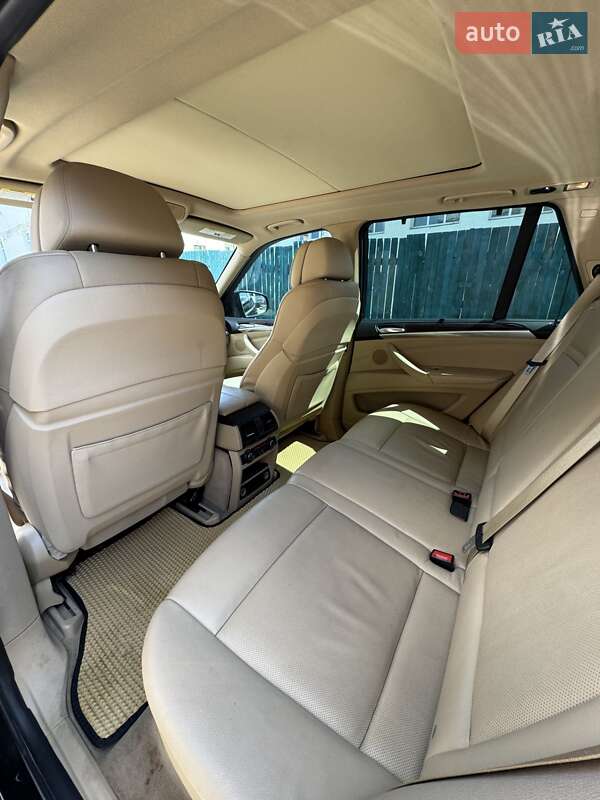 Внедорожник / Кроссовер BMW X5 2010 в Малине фото 3 Внедорожник / Кроссовер BMW X5 2010 в Малине