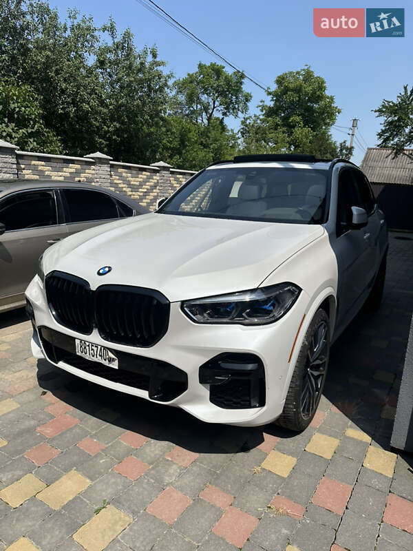 Позашляховик / Кросовер BMW X5 2021 в Івано-Франківську