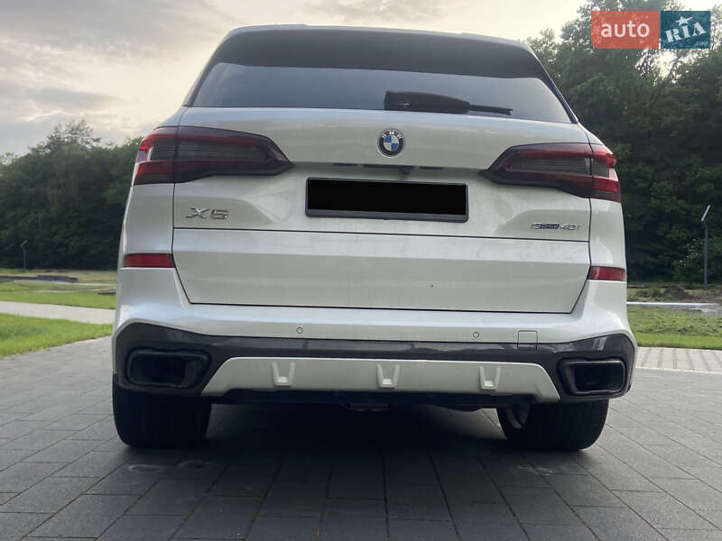 Позашляховик / Кросовер BMW X5 2021 в Івано-Франківську