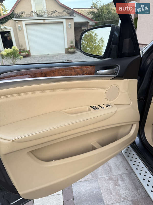 Внедорожник / Кроссовер BMW X5 2013 в Тернополе