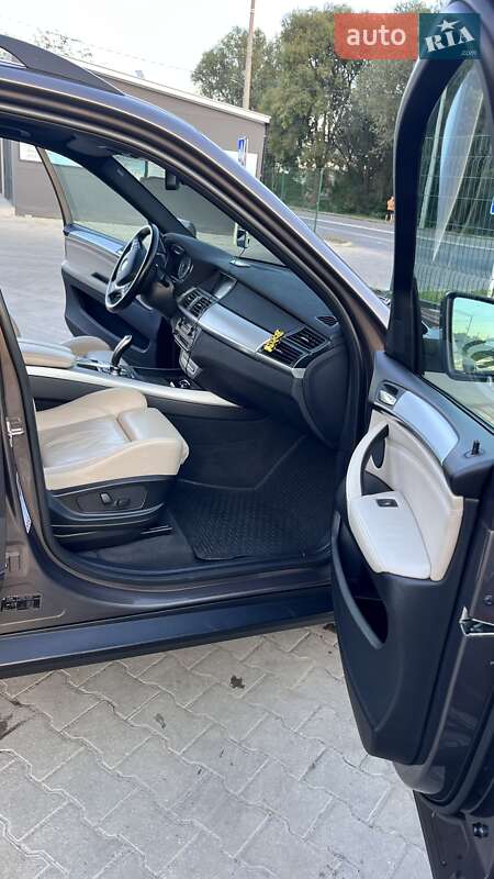 Внедорожник / Кроссовер BMW X5 2010 в Звягеле фото 26 Внедорожник / Кроссовер BMW X5 2010 в Звягеле