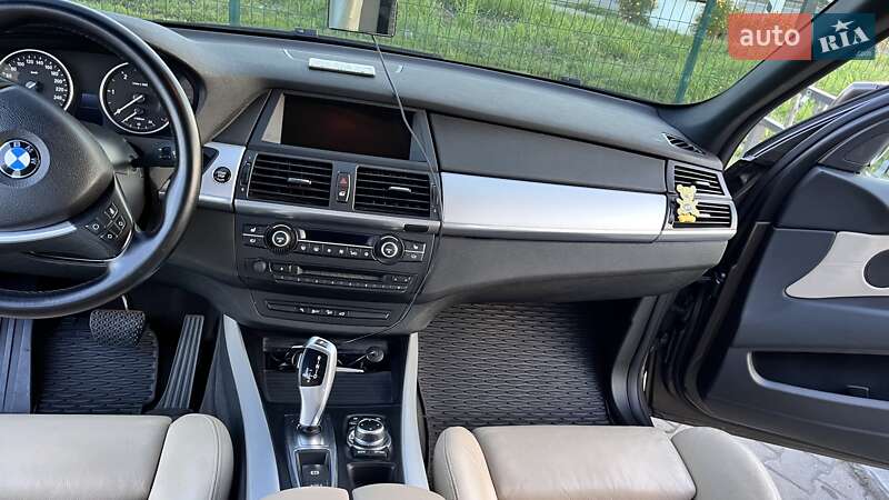 Внедорожник / Кроссовер BMW X5 2010 в Звягеле фото 41 Внедорожник / Кроссовер BMW X5 2010 в Звягеле