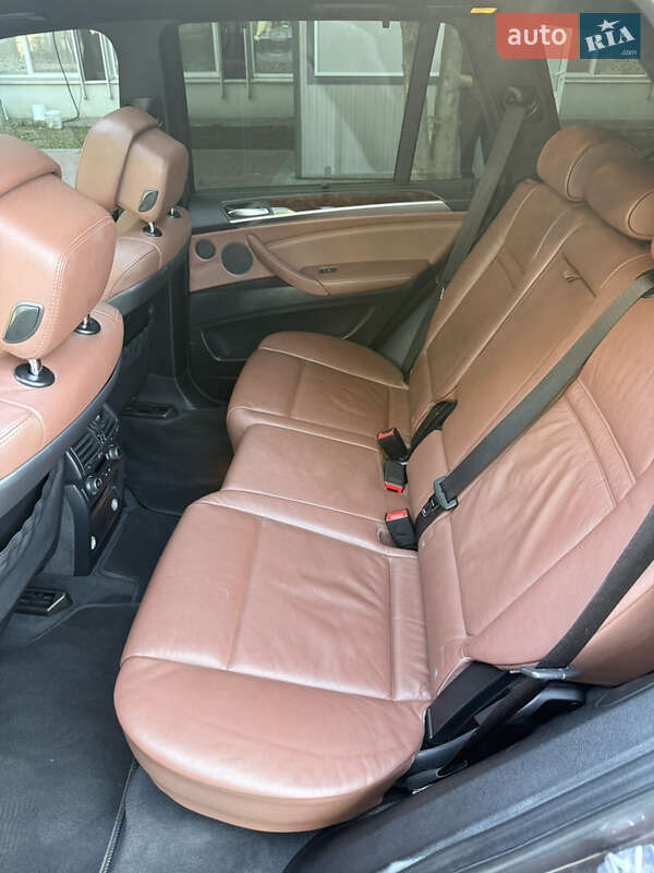 Внедорожник / Кроссовер BMW X5 2012 в Львове