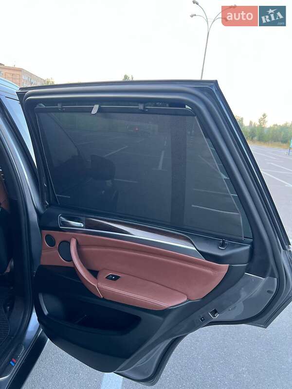 Внедорожник / Кроссовер BMW X5 2012 в Каменец-Подольском