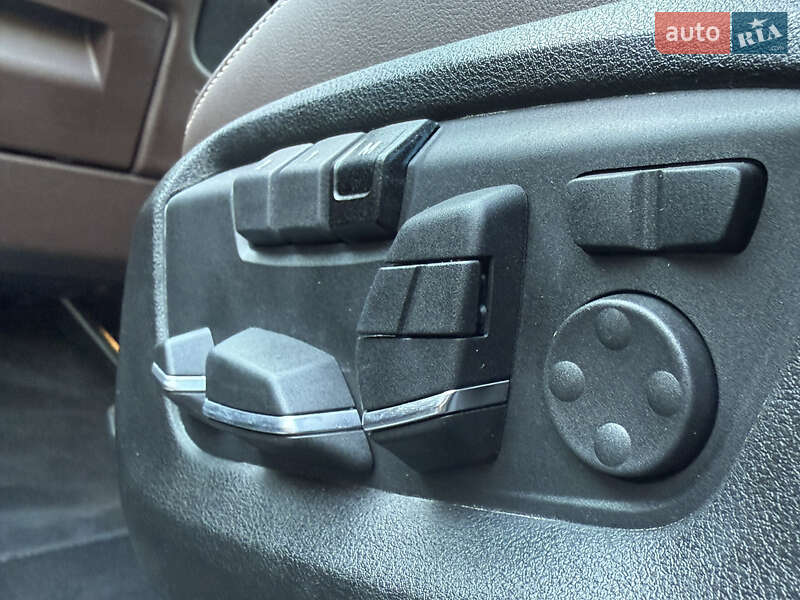 Внедорожник / Кроссовер BMW X5 2014 в Черновцах