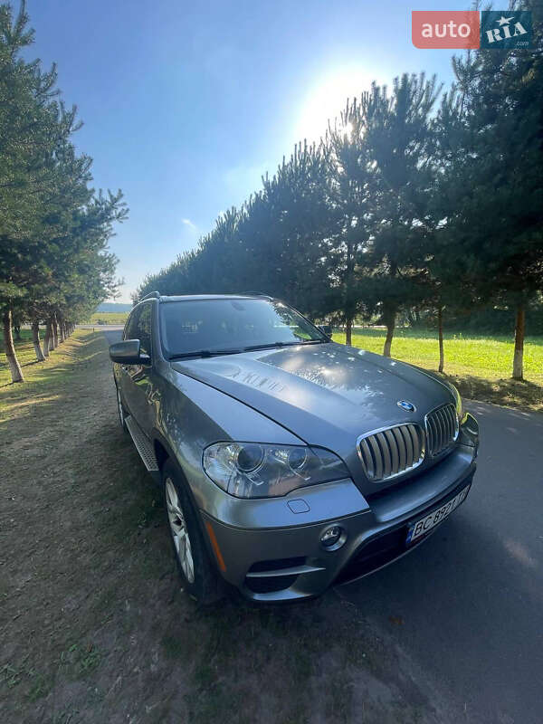 Внедорожник / Кроссовер BMW X5 2012 в Львове