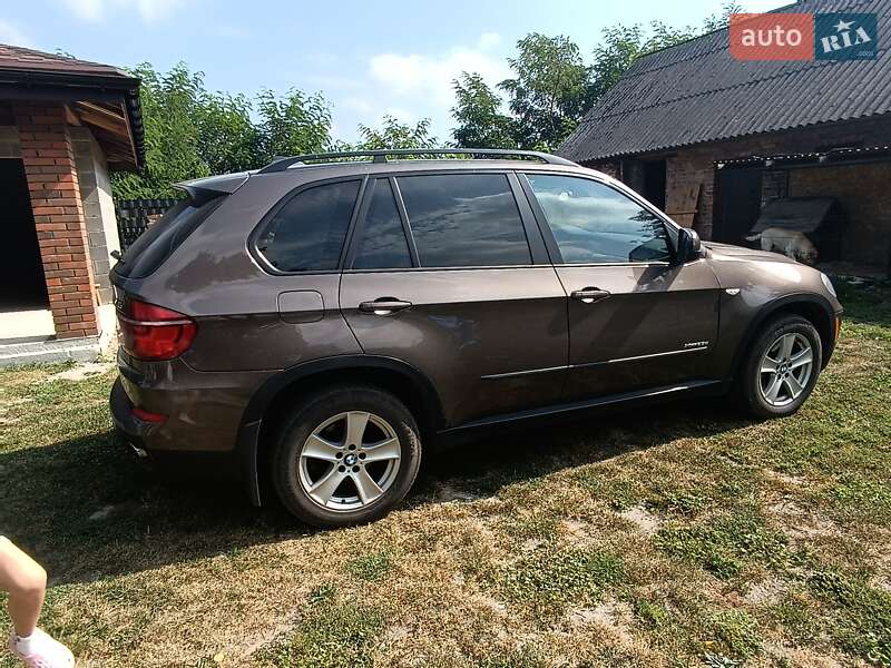 Внедорожник / Кроссовер BMW X5 2011 в Шептицькому