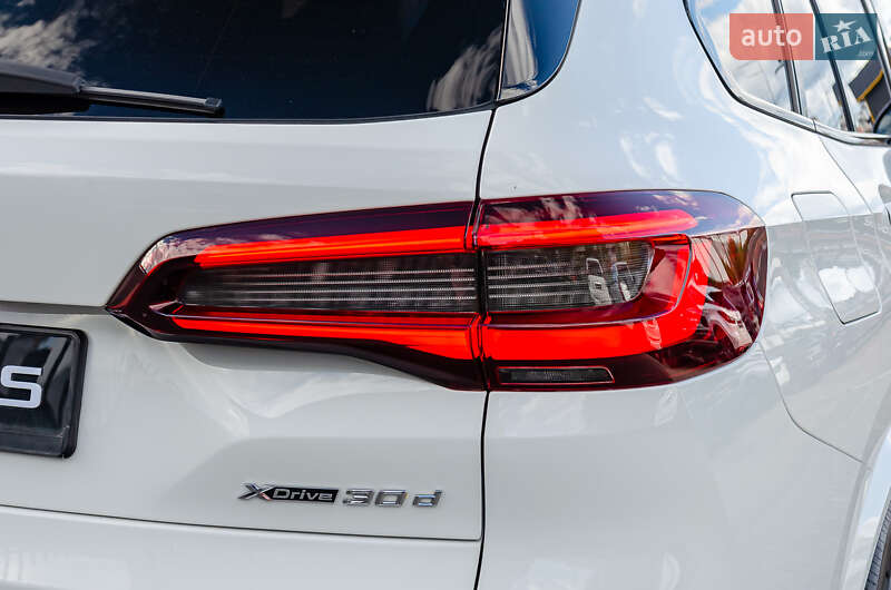 Внедорожник / Кроссовер BMW X5 2022 в Киеве