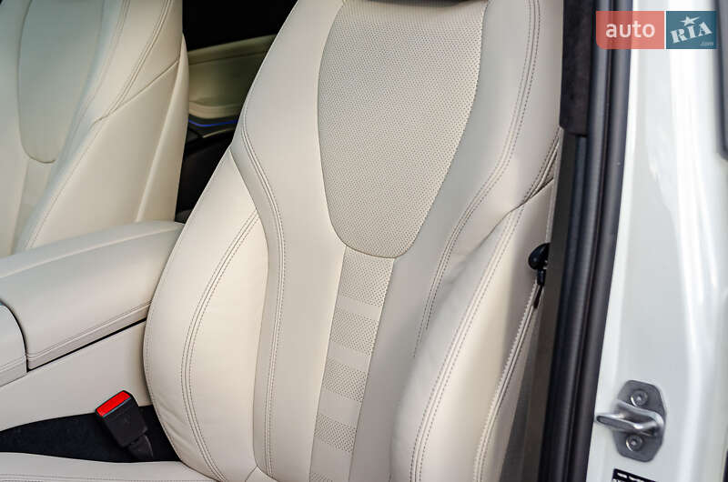 Внедорожник / Кроссовер BMW X5 2022 в Киеве